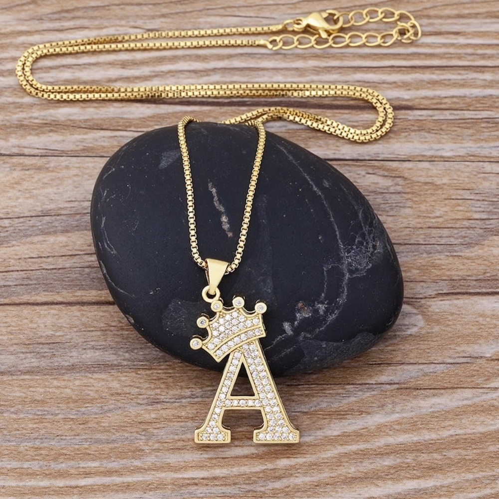 NEW 18k gold crown initial necklace 18”